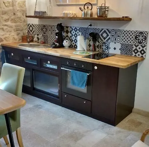 La Pierre Du Grain Semesterbostad